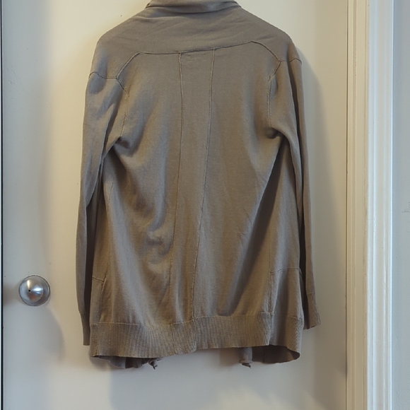 Wilfred Free Bundle - Picture 14 of 14